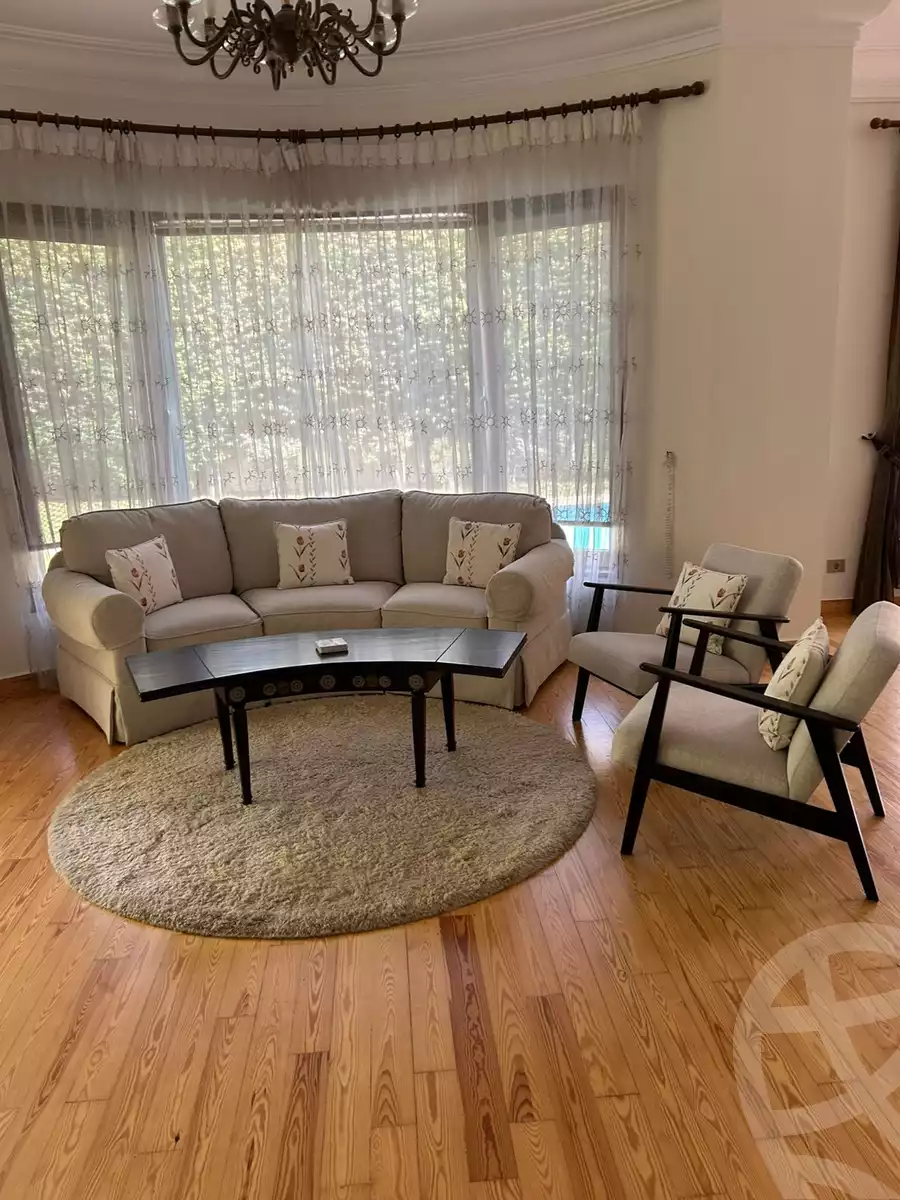 https://aqarmap.com.eg/ar/listing/6198113-for-sale-cairo-6th-of-october-compounds-royal-hills