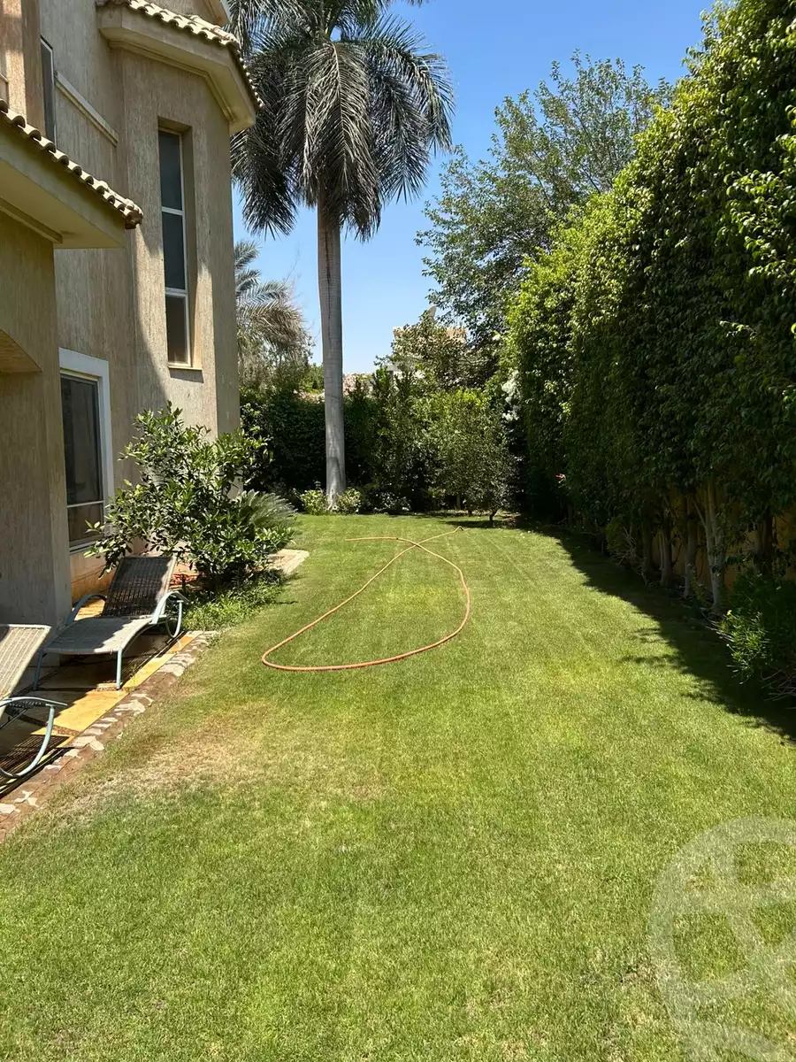 https://aqarmap.com.eg/ar/listing/6198113-for-sale-cairo-6th-of-october-compounds-royal-hills