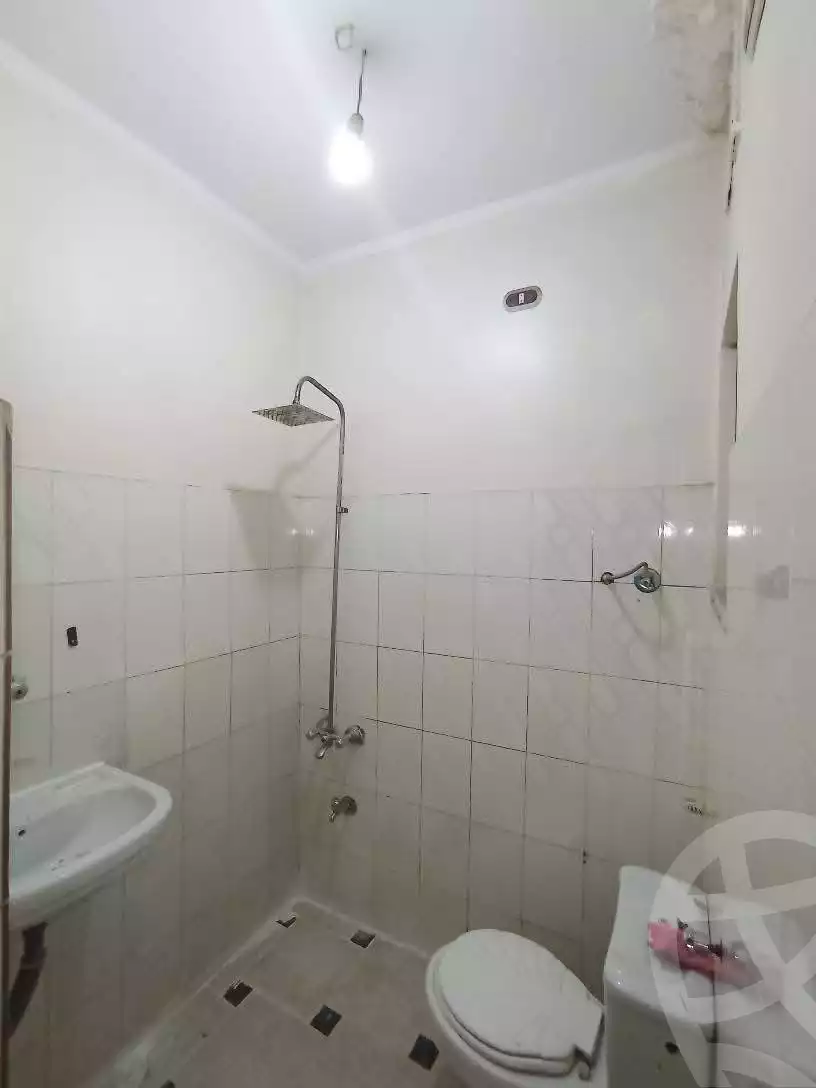 https://aqarmap.com.eg/en/listing/6199093-for-rent-qalyubia-shubra-el-khaima-om-bayoumi