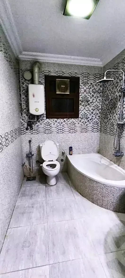 https://aqarmap.com.eg/ar/listing/6199835-for-sale-cairo-ain-shams-ain-shams-el-sharkia