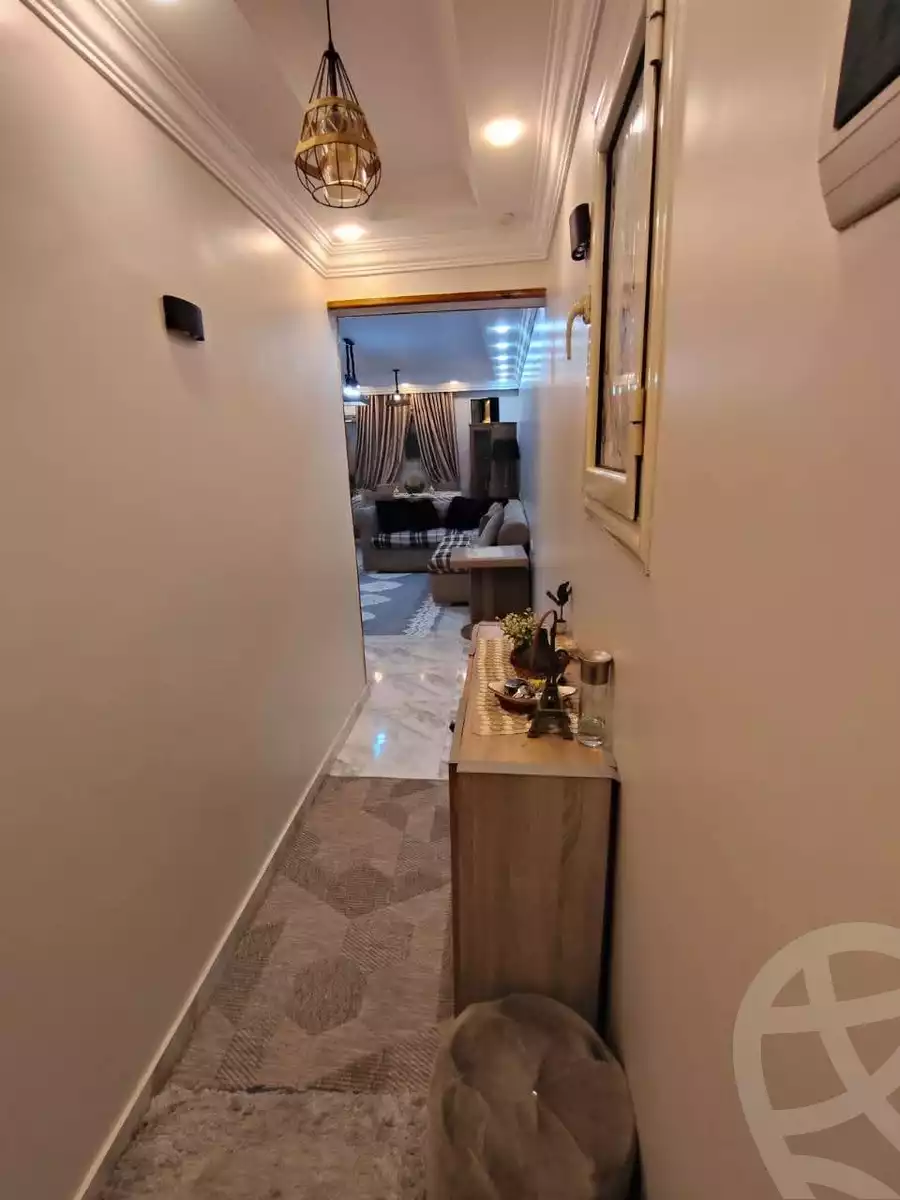 https://aqarmap.com.eg/ar/listing/6200992-for-sale-cairo-helwan-hadayek-helwan-nile-corniche-st