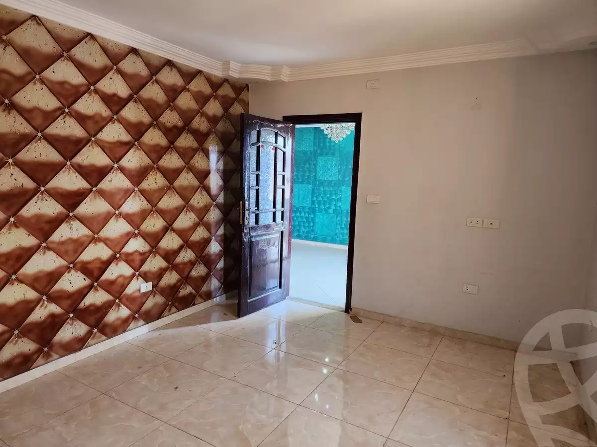 https://aqarmap.com.eg/ar/listing/6202133-for-sale-cairo-ain-shams-ain-shams-el-sharkia-genenat-el-sherif-st