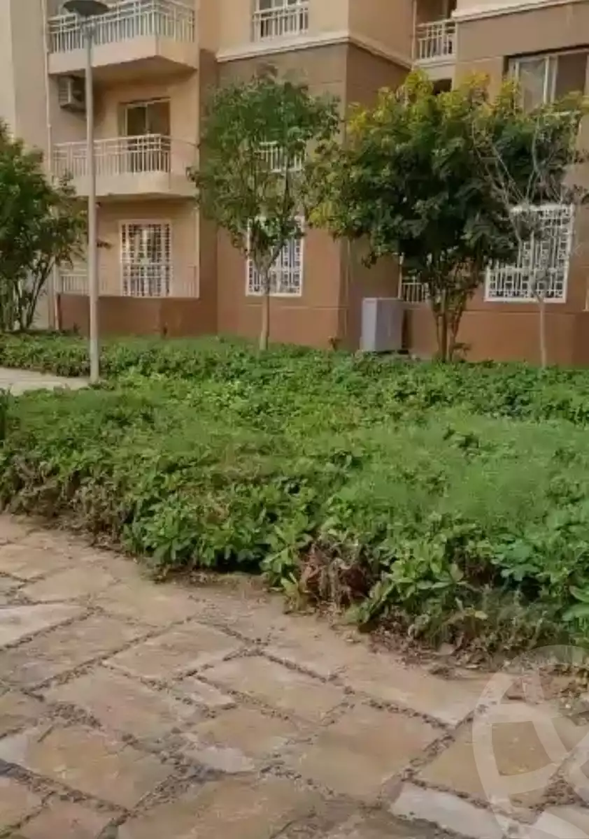 https://aqarmap.com.eg/ar/listing/6202239-for-sale-cairo-new-cairo-madinaty-eleventh-zone-buildings-group-112