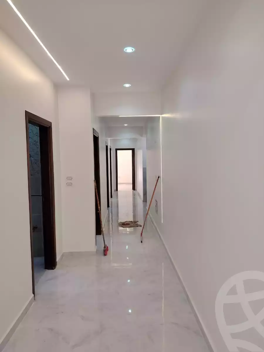 https://aqarmap.com.eg/ar/listing/6203353-for-sale-cairo-el-shorouk-lhy-lthlth-shrq-neighbourhood-3
