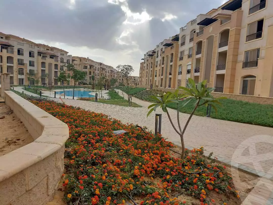 https://aqarmap.com.eg/ar/listing/6203559-for-sale-cairo-new-cairo-compounds-stwn-ryzydns-by-ar-y-llttwyr