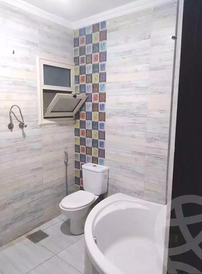 https://aqarmap.com.eg/ar/listing/6205041-for-rent-alexandria-ganaklis