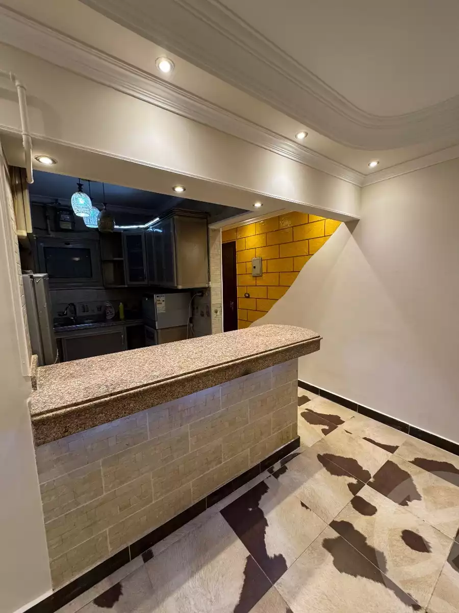 https://aqarmap.com.eg/ar/listing/6205443-for-rent-cairo-new-cairo-mohammed-nagib-axis-st