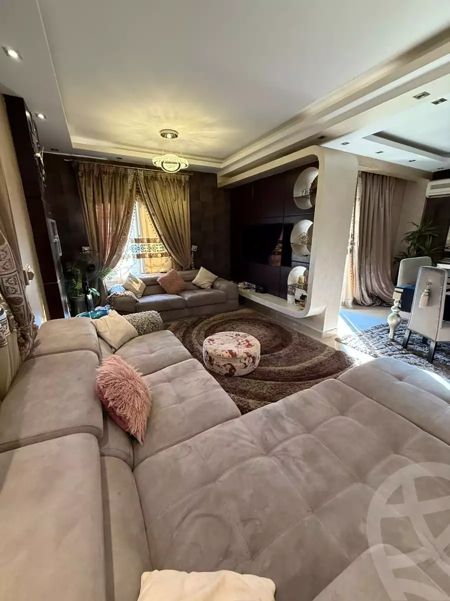 https://aqarmap.com.eg/en/listing/6205827-for-sale-cairo-new-cairo-gharb-arabila-doctor-hani-maher-st