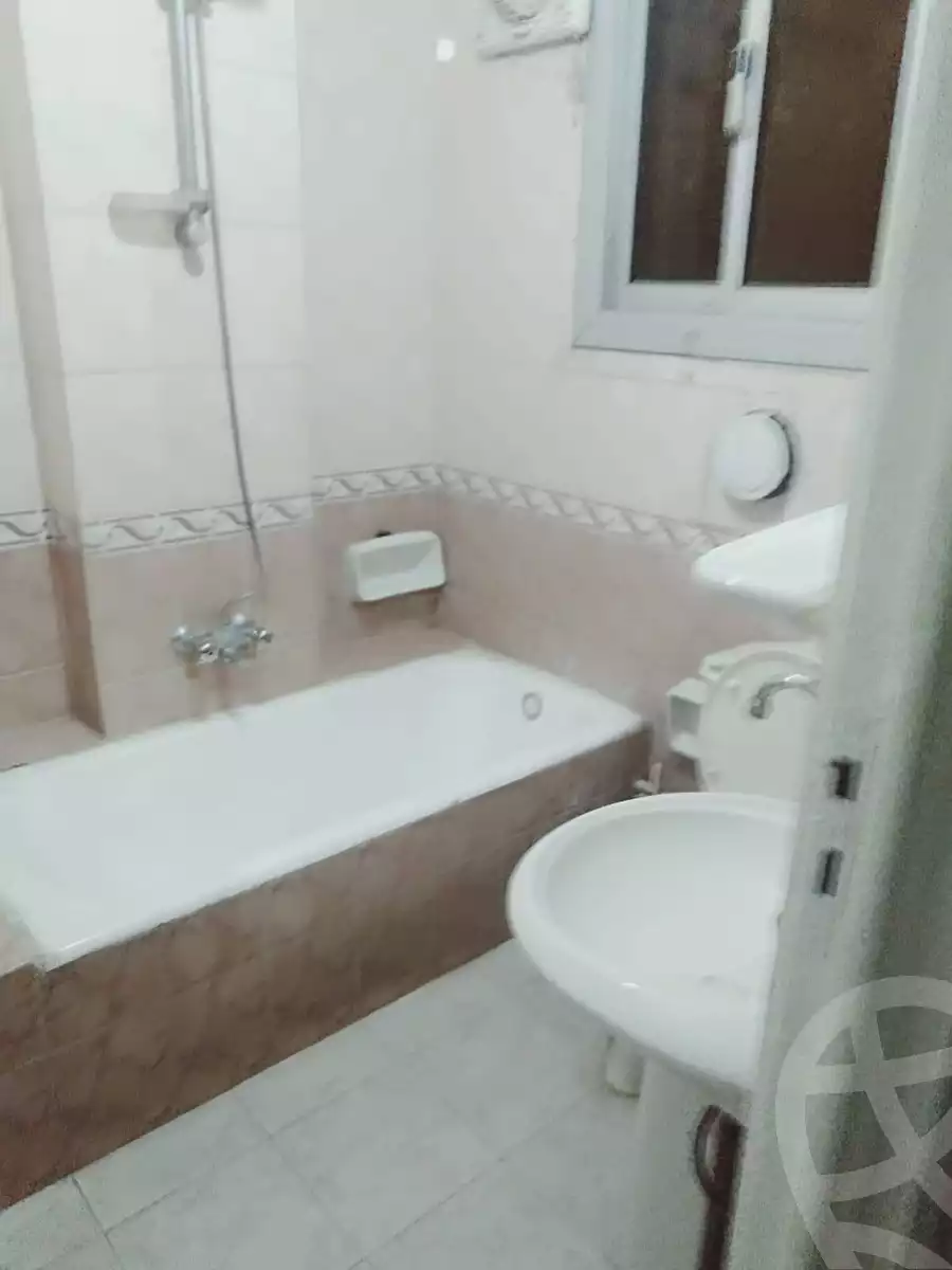 https://aqarmap.com.eg/ar/listing/6206010-for-sale-cairo-helwan-mnshy-yn-hlwn-rael-st