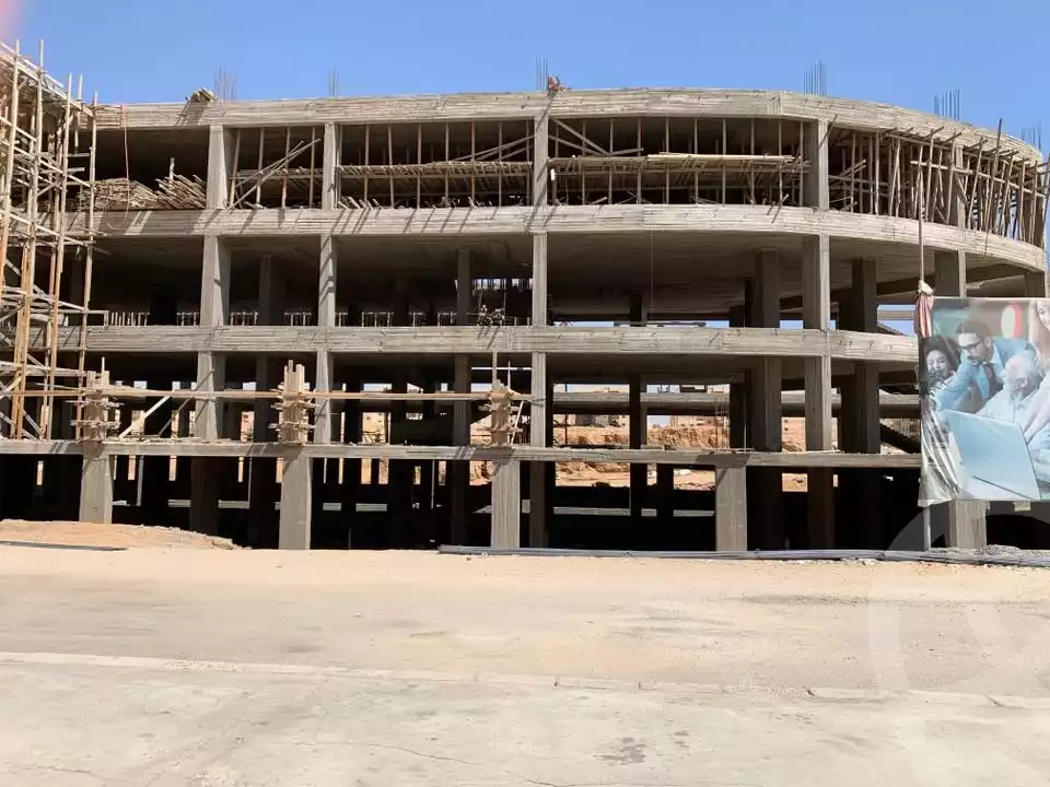 https://aqarmap.com.eg/ar/listing/6206730-for-sale-cairo-6th-of-october-hadaeq-october-kmbwnd-fy-hdyq-ktwbr-regency-mall