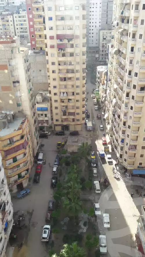 https://aqarmap.com.eg/ar/listing/6187514-for-sale-alexandria-sydy-bshr-sydy-bshr-qbly-street-30