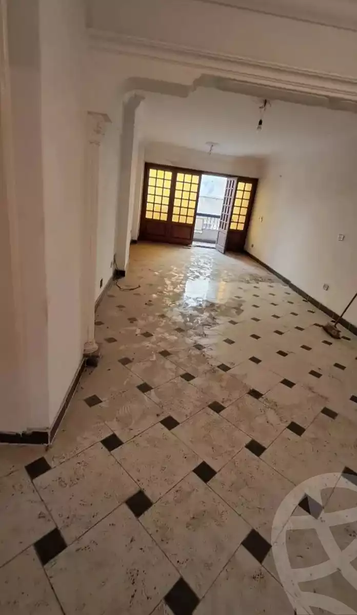 https://aqarmap.com.eg/en/listing/6208160-for-sale-alexandria-ganaklis-el-arwam-church-st