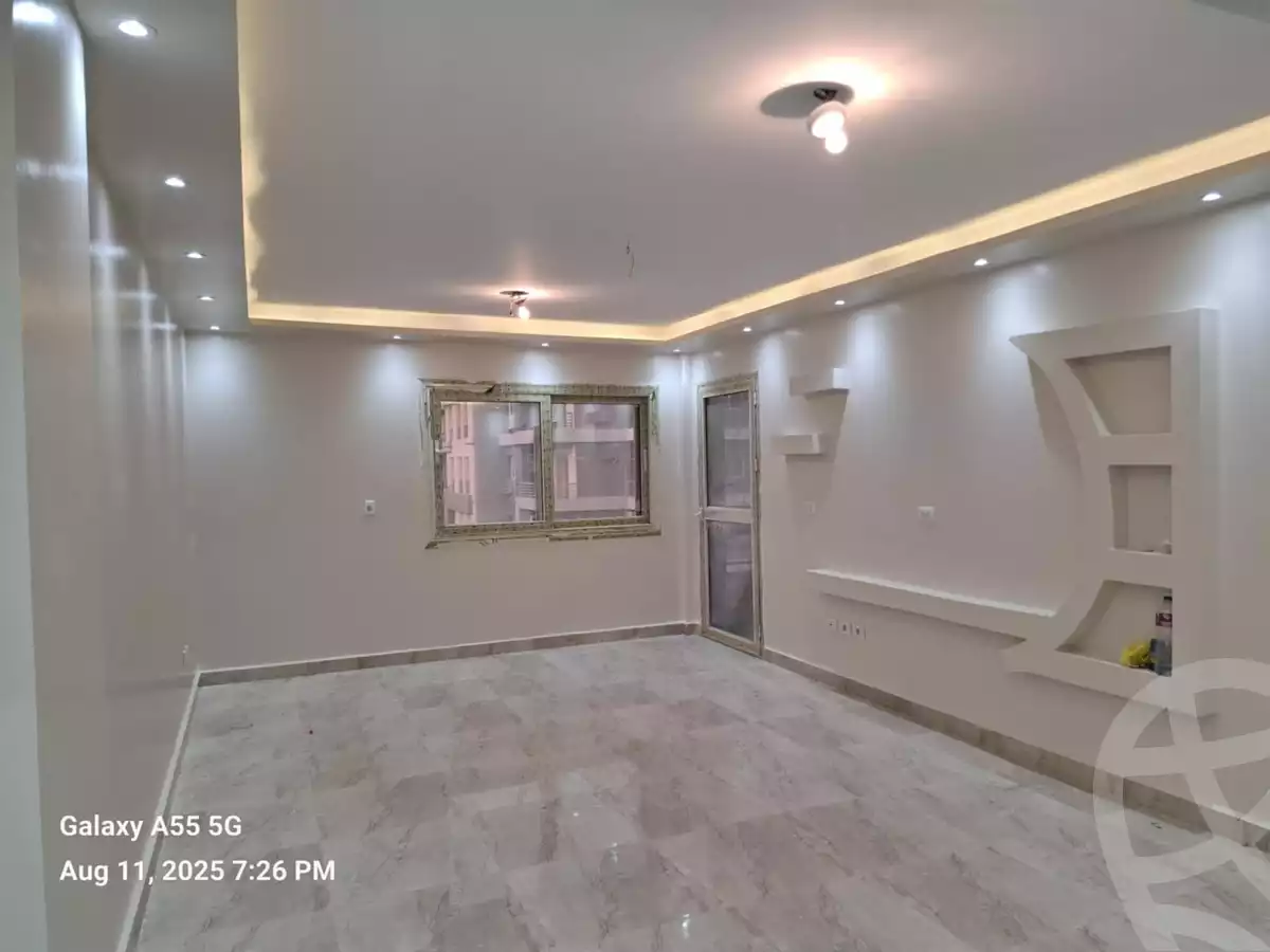 https://aqarmap.com.eg/ar/listing/6069235-for-rent-cairo-6th-of-october-compounds-jn-ktwbr