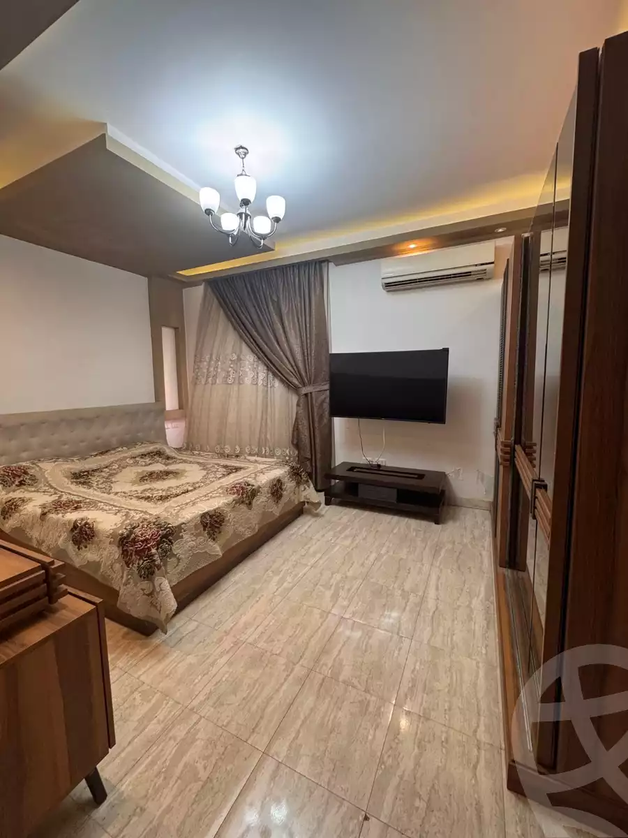 https://aqarmap.com.eg/ar/listing/6208653-for-sale-cairo-new-cairo-ganob-el-akadamiya-south-academy-a-abo-zarr-el-ghifari-st