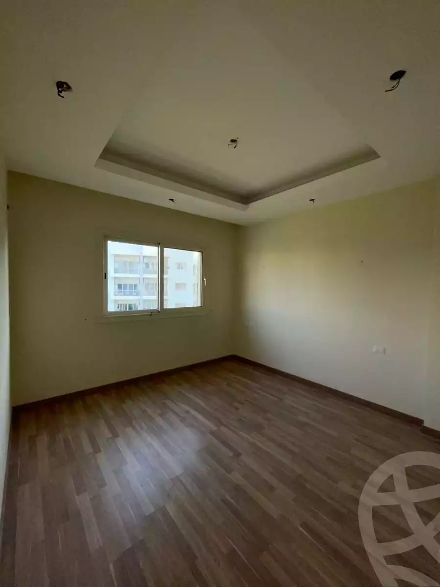 https://aqarmap.com.eg/en/listing/6208870-for-sale-cairo-el-sheikh-zayed-city-compounds-dh-drys