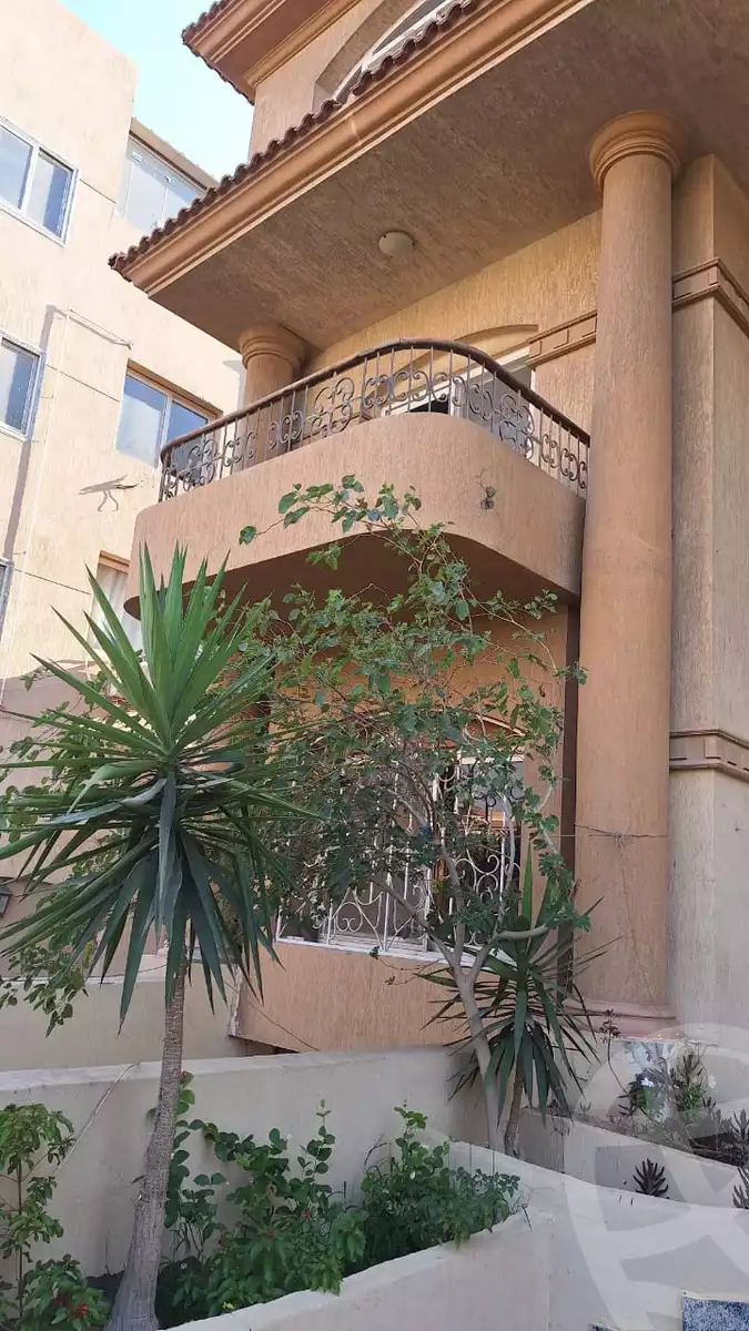 https://aqarmap.com.eg/ar/listing/6209024-for-sale-cairo-new-cairo-ganob-el-akadamiya-south-academy-b-taha-hussein-st