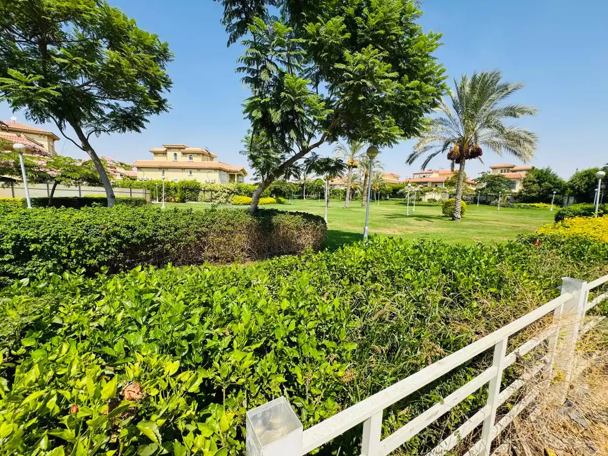 https://aqarmap.com.eg/ar/listing/6209369-for-sale-cairo-new-cairo-madinaty-lmntq-lkhms-fylt-group-18