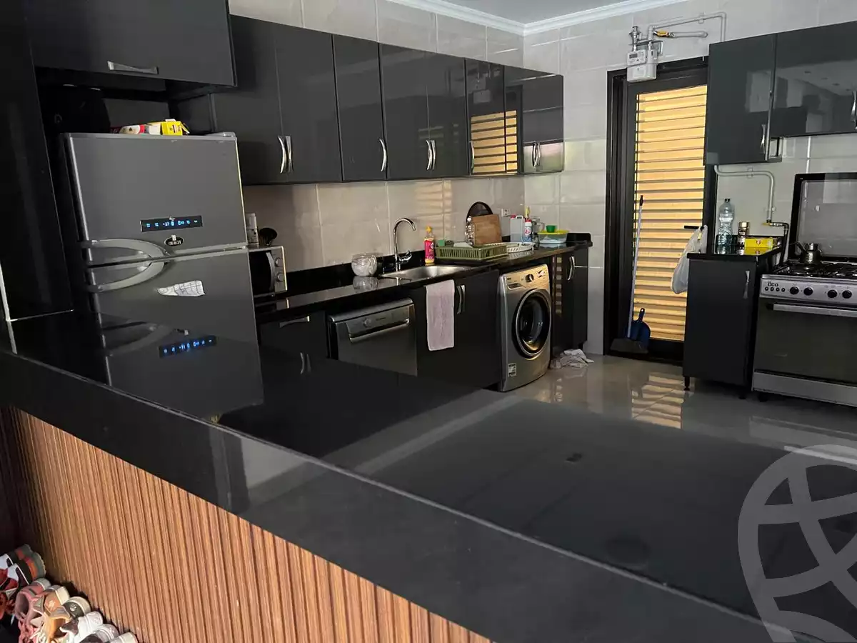 https://aqarmap.com.eg/en/listing/6209732-for-rent-cairo-new-cairo-compounds-lakeview-residence
