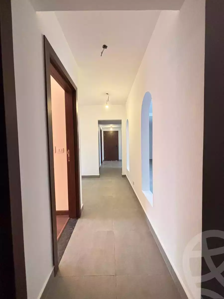 https://aqarmap.com.eg/ar/listing/6209880-for-sale-cairo-6th-of-october-compounds-palm-parks