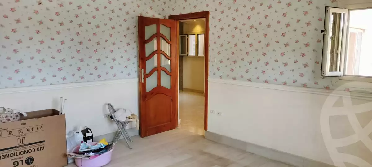 https://aqarmap.com.eg/en/listing/6211808-for-sale-cairo-downtown-bab-el-loaa-noubar-st