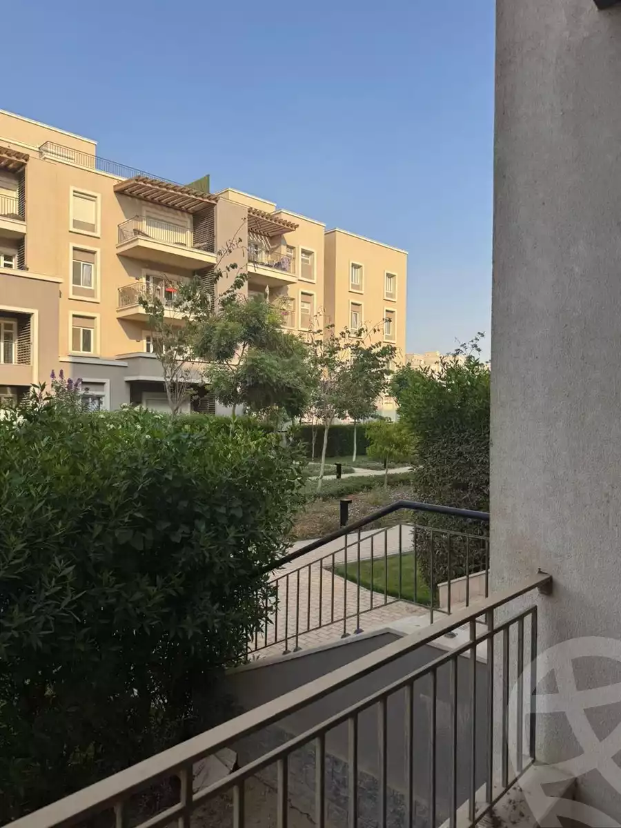 https://aqarmap.com.eg/ar/listing/6212525-for-sale-cairo-6th-of-october-compounds-october-plaza