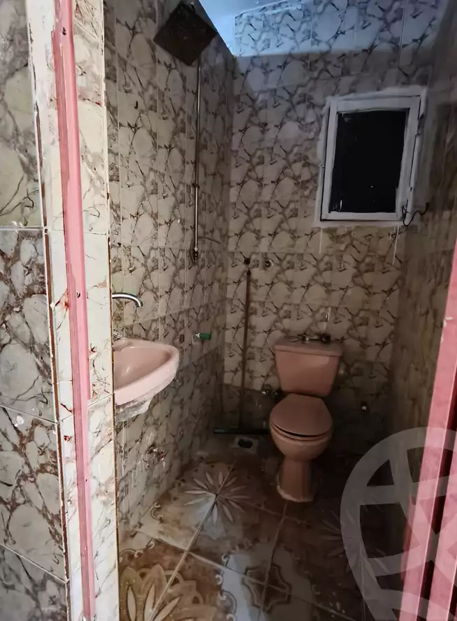 https://aqarmap.com.eg/en/listing/6212818-for-sale-qalyubia-shubra-el-khaima-om-bayoumi