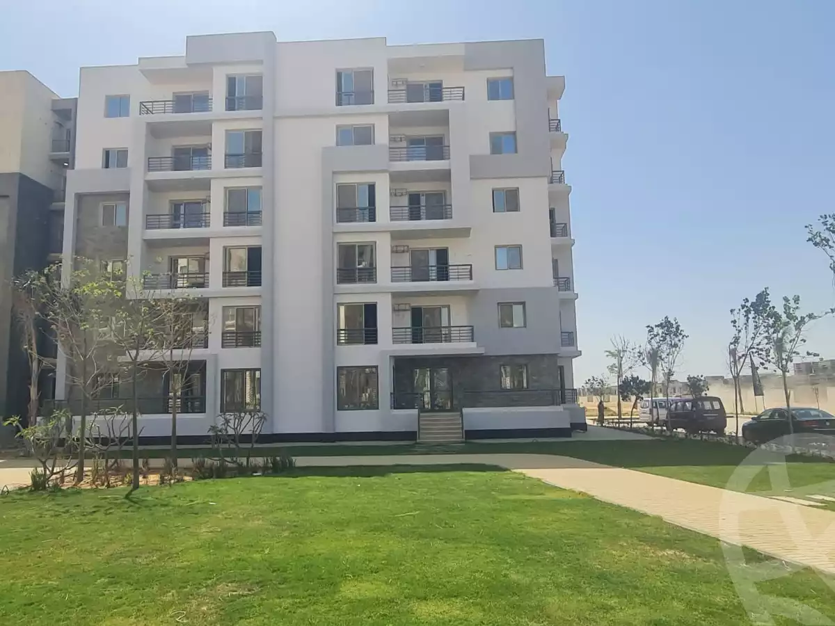 https://aqarmap.com.eg/ar/listing/6212957-for-sale-cairo-el-sheikh-zayed-city-lshykh-zyd-ljdyd-west-view-residence-hdp
