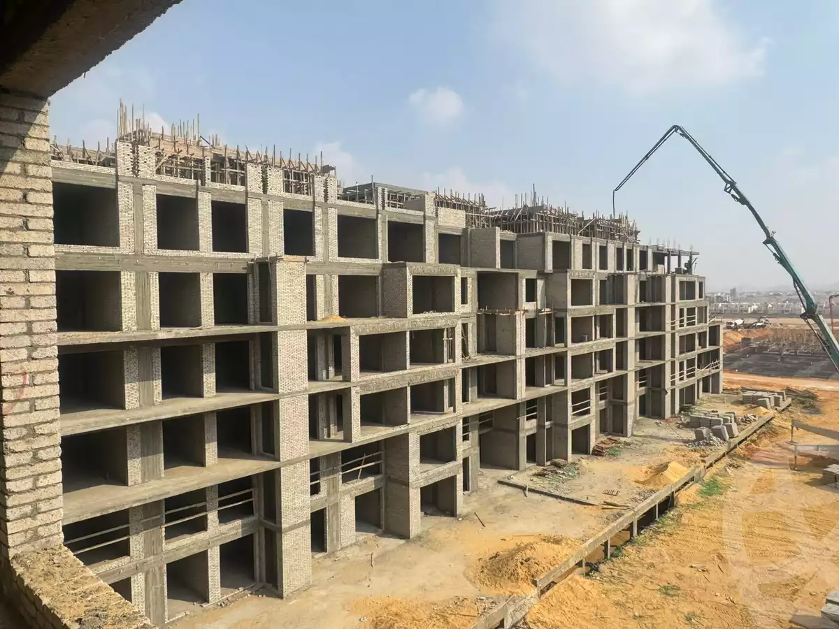 https://aqarmap.com.eg/en/listing/6213019-for-sale-cairo-el-sheikh-zayed-city-compounds-al-karma-kay