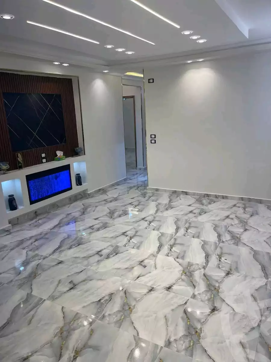 https://aqarmap.com.eg/ar/listing/6213938-for-sale-cairo-ain-shams-ain-shams-el-sharkia-ain-shams-st