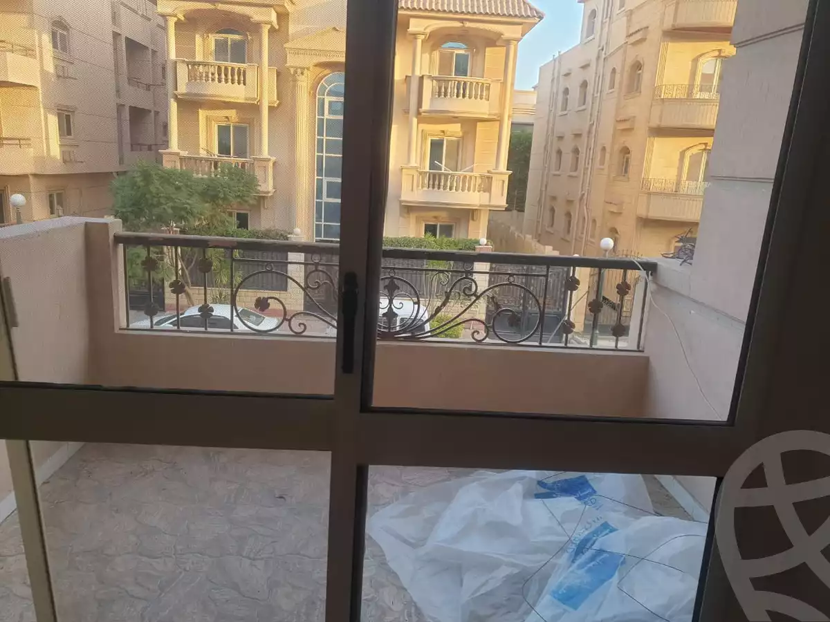 https://aqarmap.com.eg/ar/listing/6214116-for-sale-cairo-new-cairo-compounds-lmn-l-m