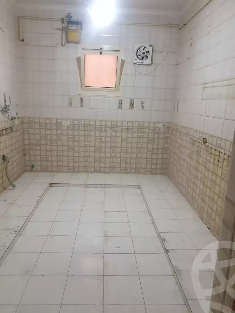 https://aqarmap.com.eg/ar/listing/6214116-for-sale-cairo-new-cairo-compounds-lmn-l-m