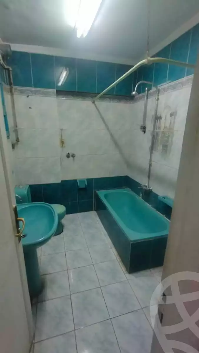 https://aqarmap.com.eg/en/listing/6215177-for-rent-cairo-helwan-helwan-el-sharkeya-abd-el-rahman-pasha-st