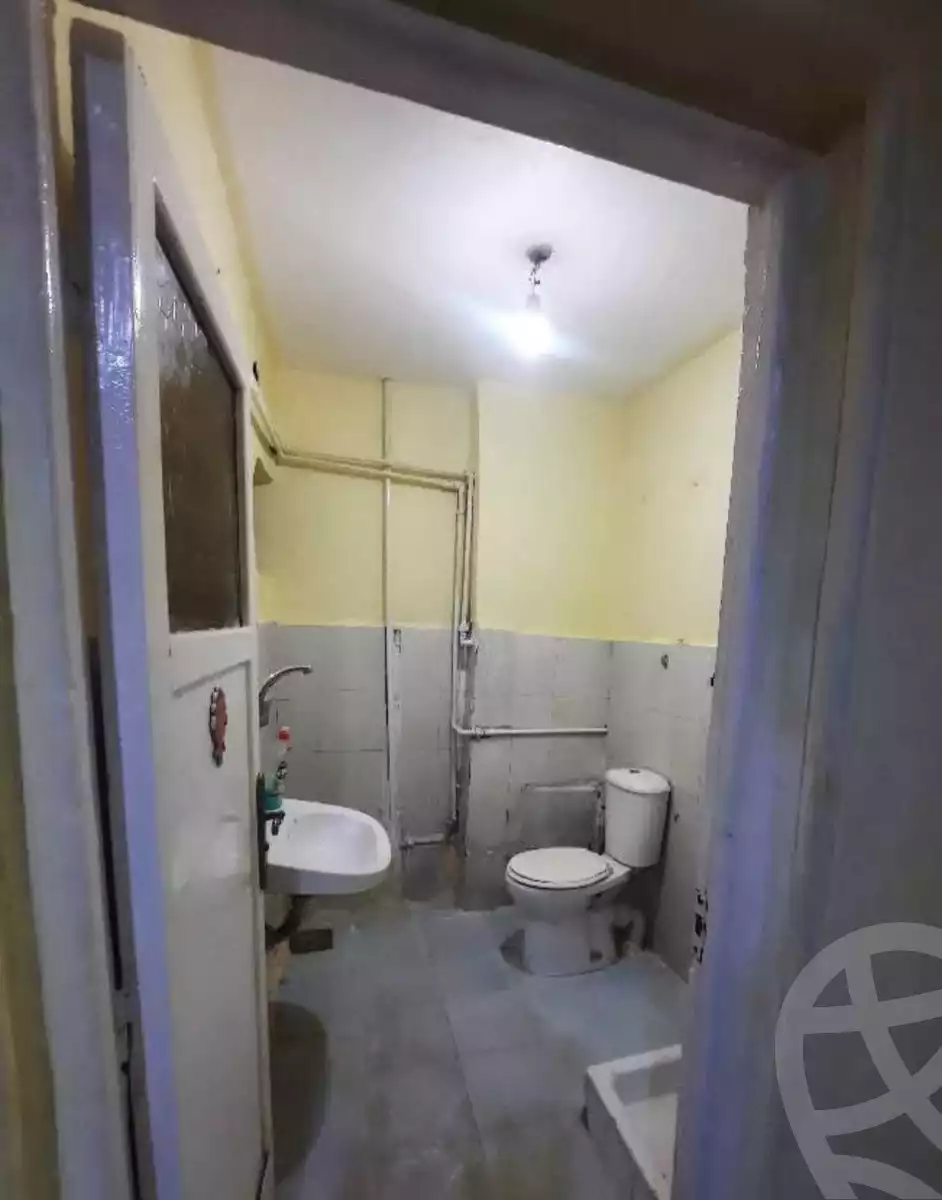 https://aqarmap.com.eg/en/listing/6215457-for-sale-cairo-15th-of-may-mjwr-6