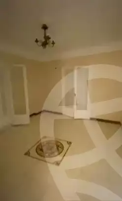 https://aqarmap.com.eg/ar/listing/6215570-for-sale-alexandria-lauran-shr-bw-qyr-tryq-lhry