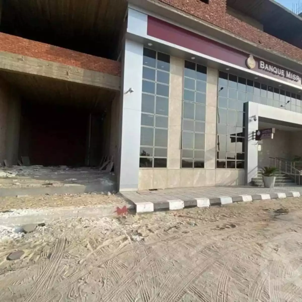 https://aqarmap.com.eg/en/listing/6215698-for-sale-cairo-madinat-el-salam-100-st