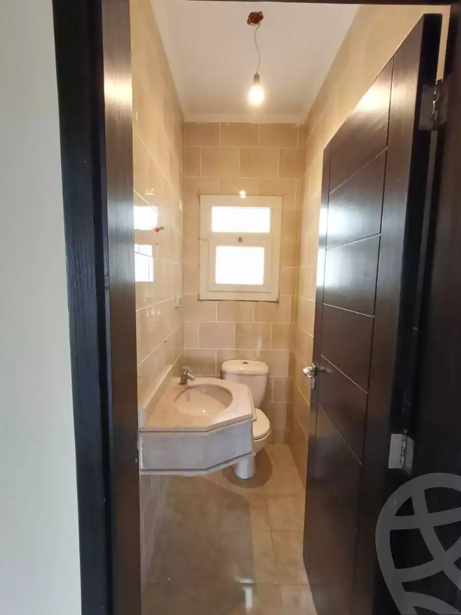 https://aqarmap.com.eg/en/listing/6216042-for-rent-cairo-el-sheikh-zayed-city-compounds-dh-drys
