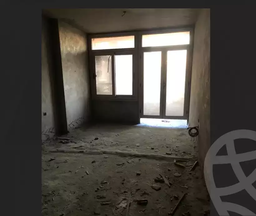 https://aqarmap.com.eg/ar/listing/6216838-for-rent-asyut-asyut-city-yousri-ragheb-st