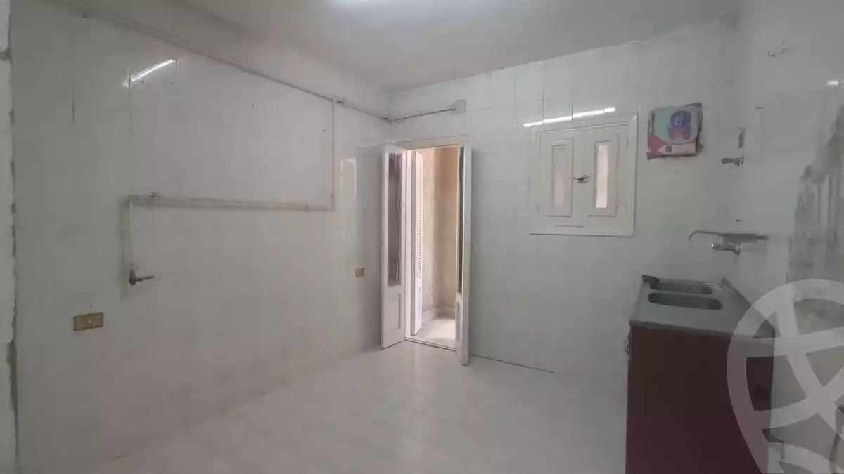 https://aqarmap.com.eg/en/listing/6216998-for-rent-cairo-nasr-city-9th-zone-el-sadat-st