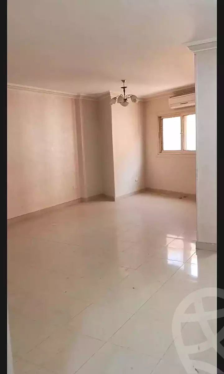 https://aqarmap.com.eg/ar/listing/6218338-for-sale-qalyubia-shubra-el-khaima-el-shareaa-el-gadid-st