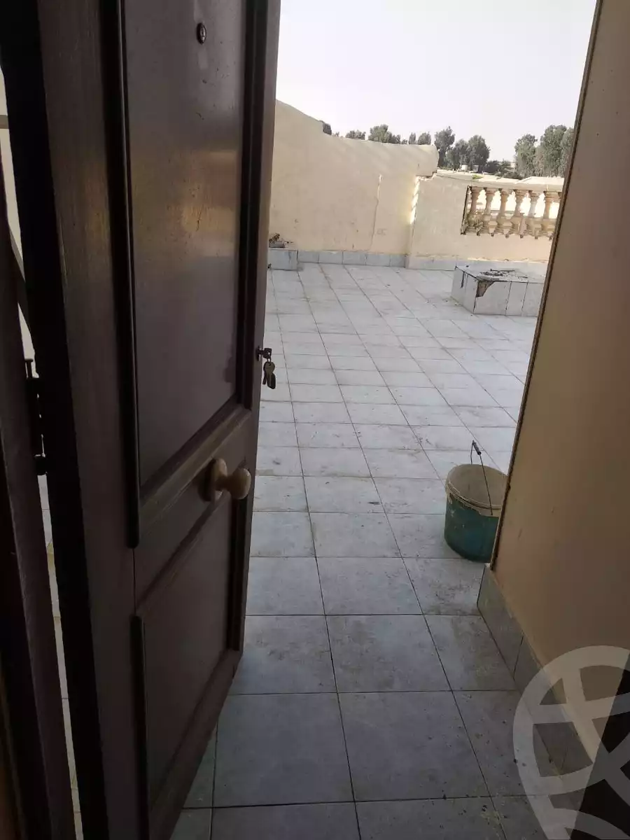 https://aqarmap.com.eg/en/listing/6218391-for-rent-cairo-new-cairo-ganob-el-akadamiya-south-academy-b-taha-hussein-st