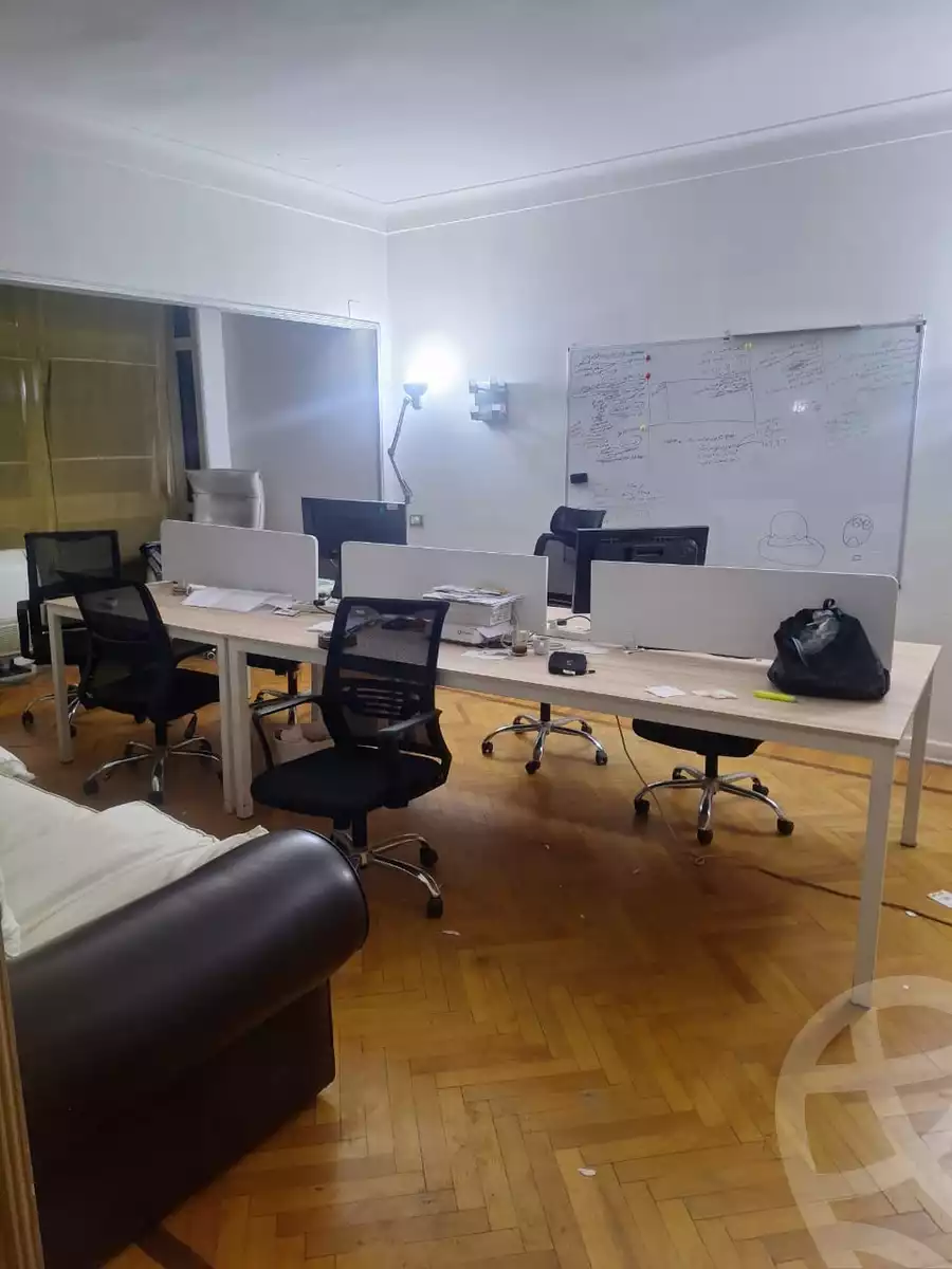 https://aqarmap.com.eg/ar/listing/6218939-for-rent-cairo-downtown-el-qasr-el-ayni