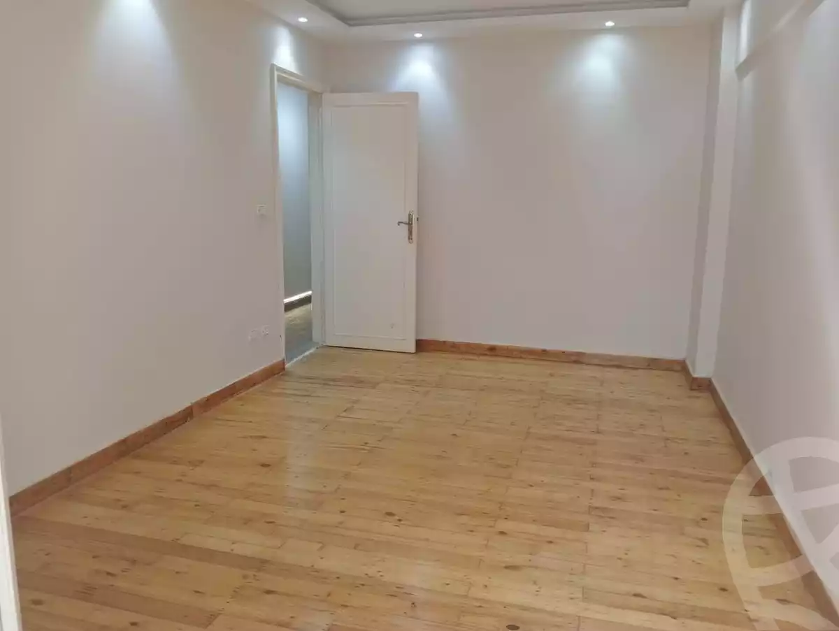 https://aqarmap.com.eg/ar/listing/6221010-for-rent-alexandria-fleming