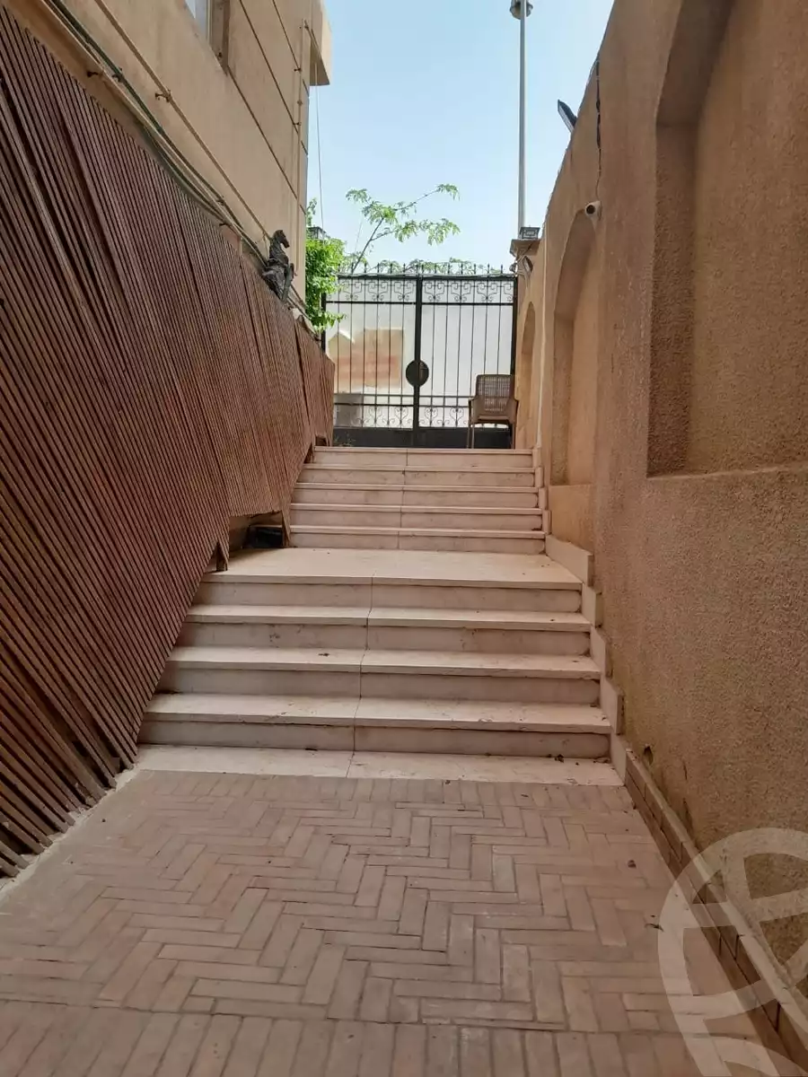 https://aqarmap.com.eg/en/listing/6221111-for-sale-cairo-new-cairo-ganob-el-akadamiya-south-academy-g-yassin-abd-el-ghafar-st