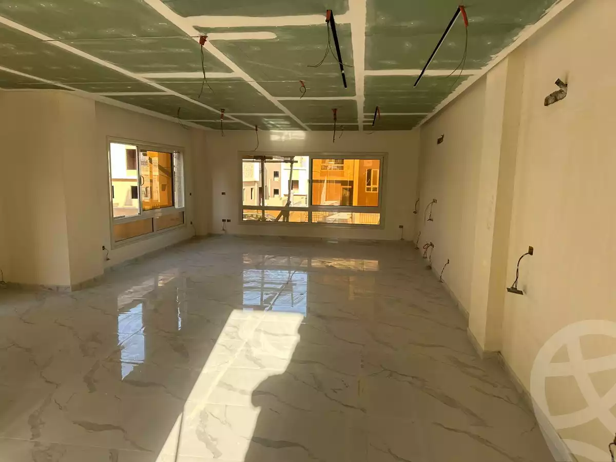 https://aqarmap.com.eg/ar/listing/6222546-for-sale-cairo-el-sheikh-zayed-city-lshykh-zyd-ljdyd-toya-compound-al-tholathea