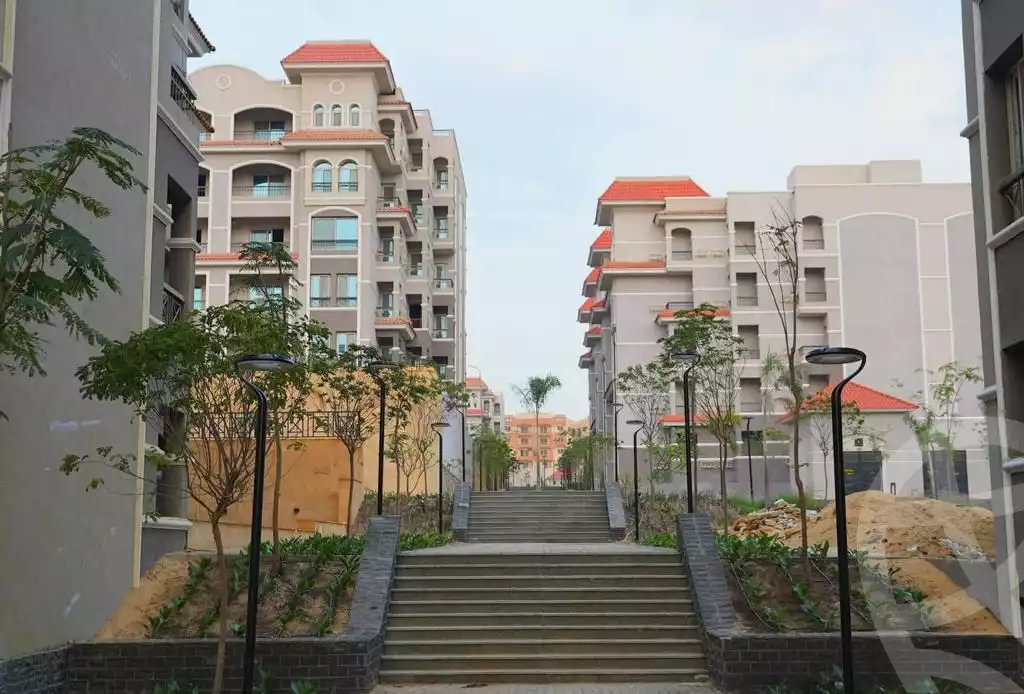 https://aqarmap.com.eg/en/listing/6222717-for-sale-cairo-new-cairo-compounds-garden-heights-compound