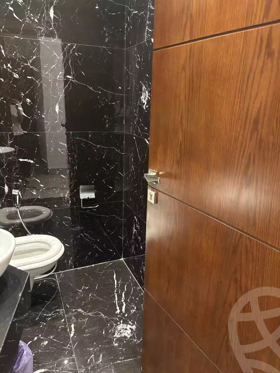 https://aqarmap.com.eg/ar/listing/6222893-for-sale-cairo-new-cairo-compounds-midtown