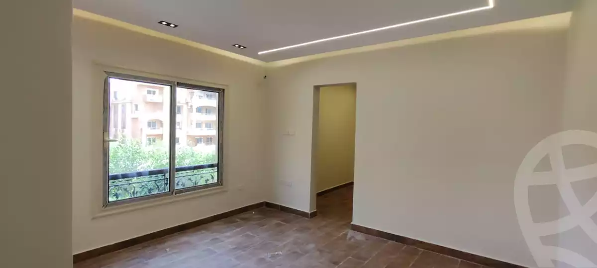 https://aqarmap.com.eg/en/listing/6222988-for-sale-cairo-el-sheikh-zayed-city-compounds-el-khamayel