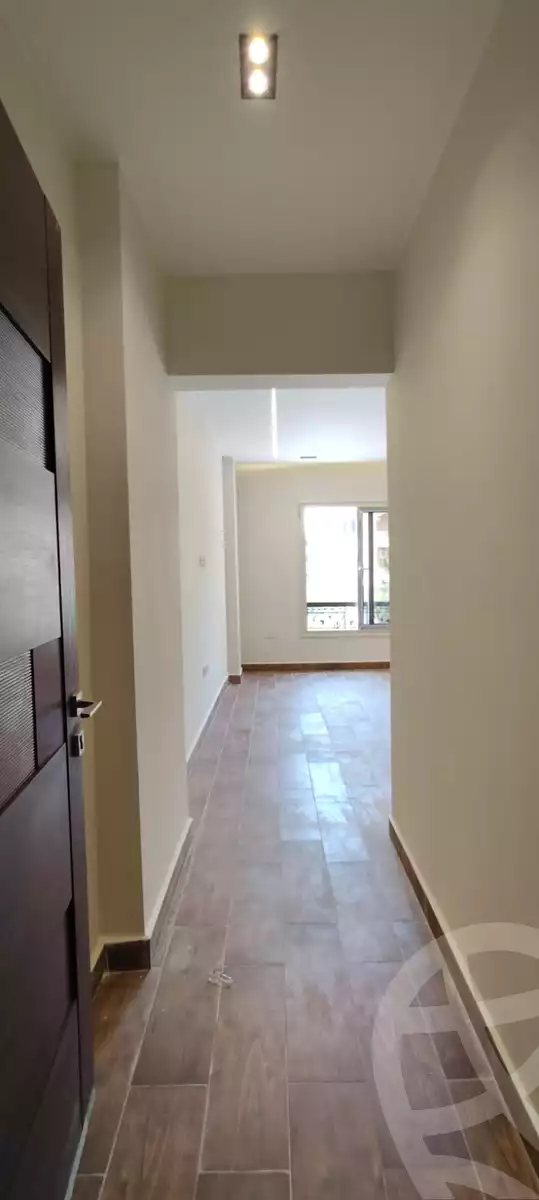 https://aqarmap.com.eg/en/listing/6222988-for-sale-cairo-el-sheikh-zayed-city-compounds-el-khamayel