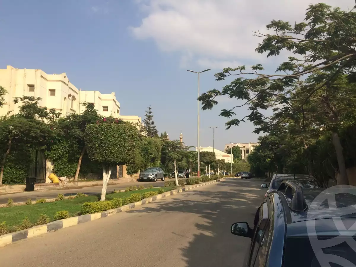 https://aqarmap.com.eg/en/listing/6223081-for-sale-cairo-el-sheikh-zayed-city-compounds-hadayek-el-mohandiseen