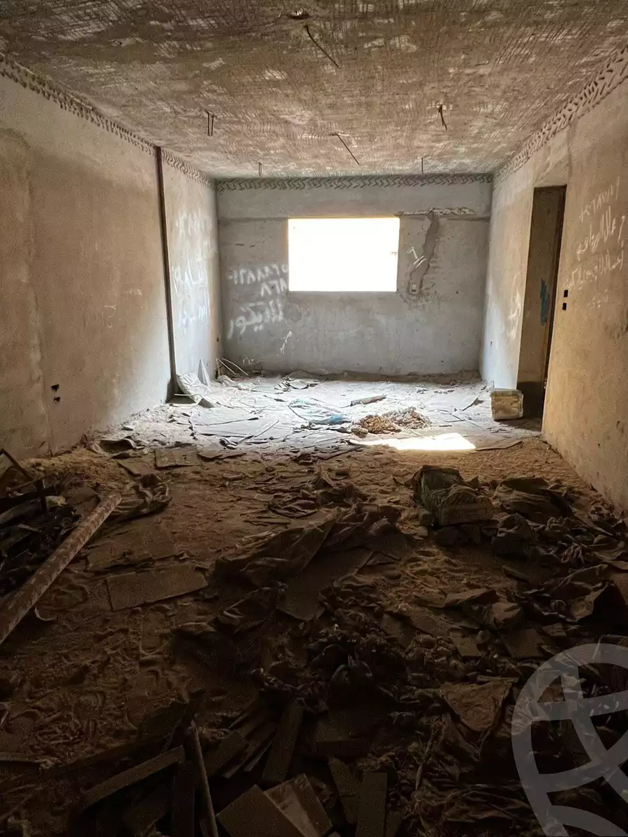 https://aqarmap.com.eg/en/listing/6224283-for-sale-beheira-damanhour-damanhour-city-nfoura-squer